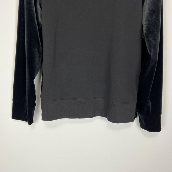 Athleta Womens Retroplush Velvet Crewneck Sweatshirt Black Snap Side size XXS - Picture 7 of 16